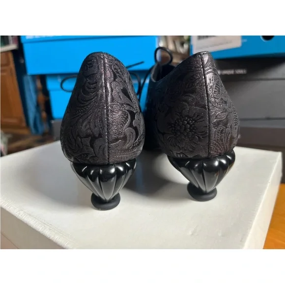 Fluevog Firefly Linearis size 9.5 - Picture 4 of 6